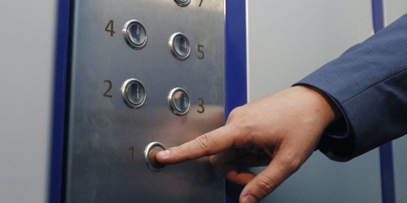 The tragedy in Vinnytsia. A man died in the elevator